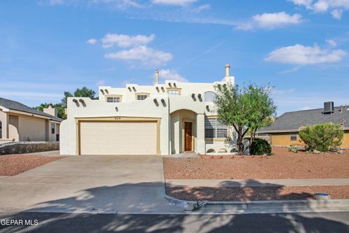 929 Totonaca Ln, El Paso, TX, 79912-1272 | Card Image