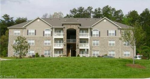 7104 Friendly Avenue, Greensboro, NC, 27410 | Card Image