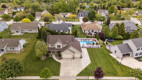 348 S Maple Lane, Saukville, WI, 53080 | Card Image