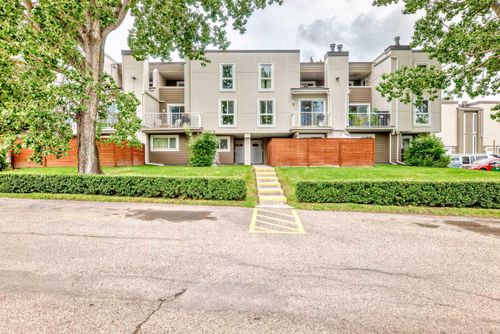 704-13104 Elbow Dr Sw, Calgary, AB, T2W2P2 | Card Image