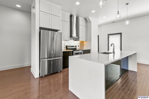 819 S 31st St, Omaha, NE, 68105-2029 | Card Image