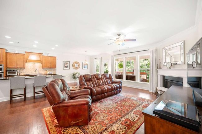 259 Vinca Cir, House other with 6 bedrooms, 5 bathrooms and 5 parking in Suwanee GA | Image 7