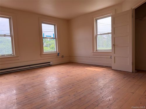 3-50 Montgomery St, Walden, NY, 12586-1626 | Card Image