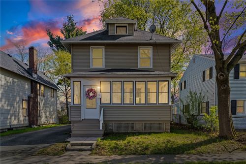 9 Welstead Pl, Rochester, NY, 14613-2221 | Card Image