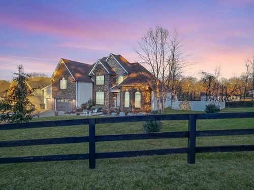 2201 Ellington Gait Dr, Clarksville, TN, 37043-1061 | Card Image