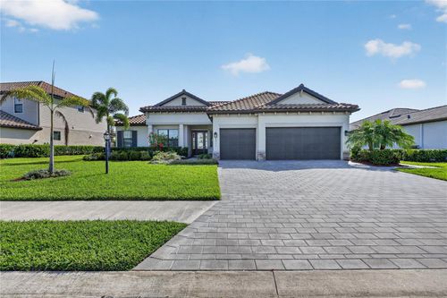 4911 Sparkling Sea Ln, LAKEWOOD RANCH, FL, 34211-1411 | Card Image