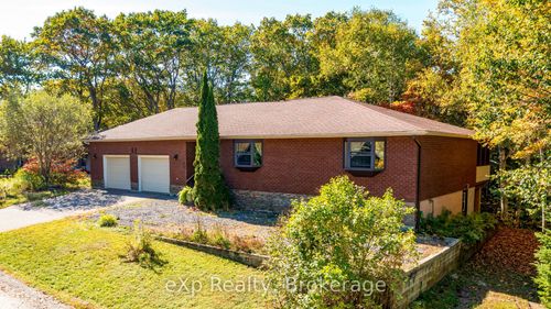 18 Kristen Hts, Parry Sound, ON, P2A2Z6 | Card Image