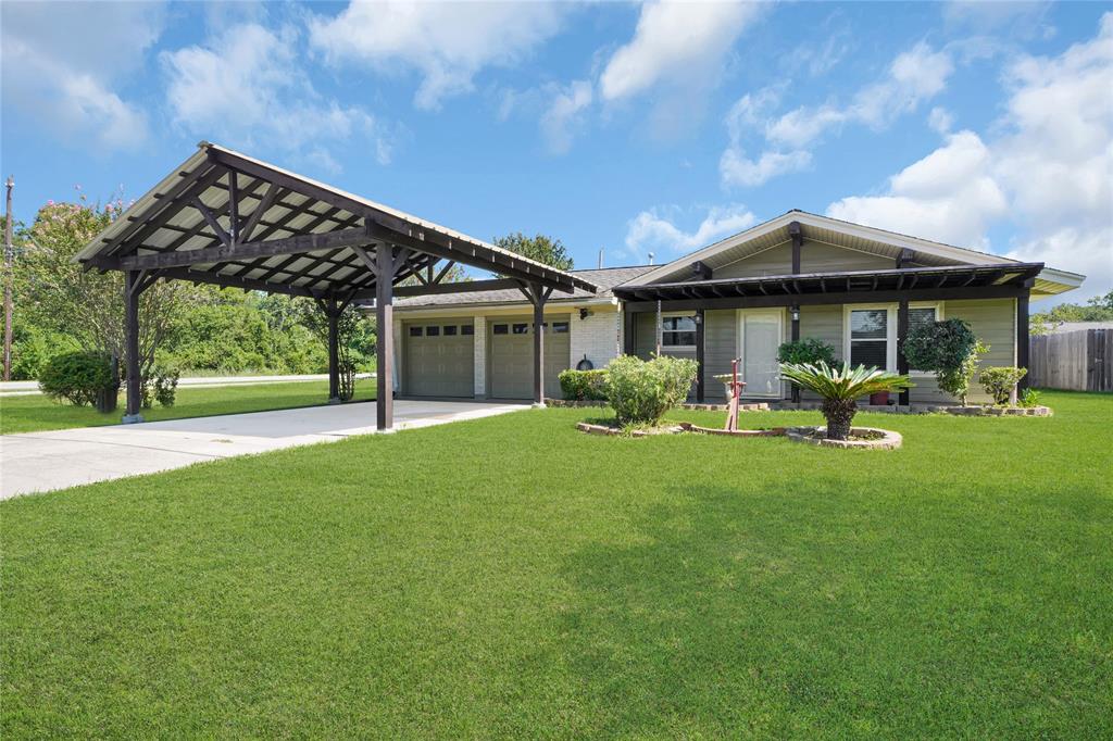 Lobit St, LA Porte, TX 77571