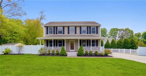 15 Souza Rd, Tiverton, RI, 02878-3707 | Card Image