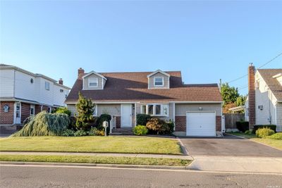 269 N Atlanta Avenue, House other with 4 bedrooms, 2 bathrooms and null parking in Massapequa NY | Image 1