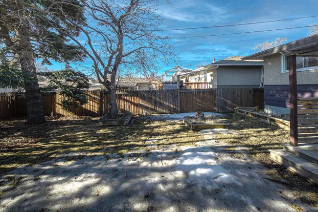 4124 Brisebois Drive Nw, Home with 3 bedrooms, 2 bathrooms and 2 parking in Calgary AB | Image 31