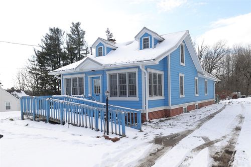 257 Worth St, Corry, PA, 16407-1472 | Card Image