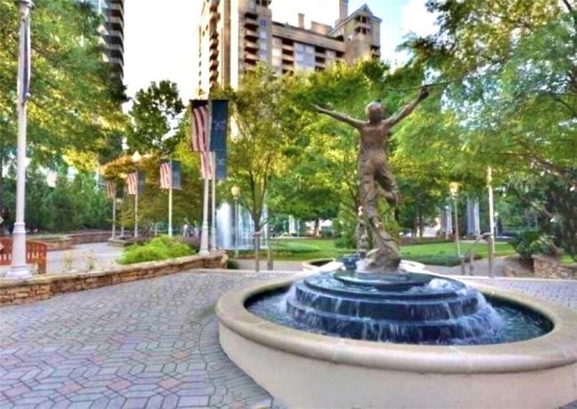 APT-1507 - 3338 Peachtree Rd Ne, Condo with 2 bedrooms, 2 bathrooms and 2 parking in Atlanta GA | Image 71
