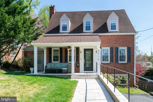 4916 26th St N, ARLINGTON, VA, 22207-2633 | Card Image