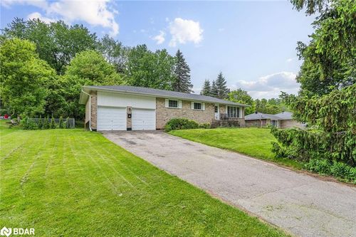 112 Park St E, Glen Williams, ON, L7G2V4 | Card Image