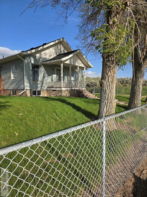 4019 Lower Rock Creek Rd, American Falls, ID, 83211 | Card Image