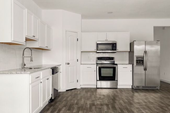 1063 Sleepy Holw, House other with 4 bedrooms, 4 bathrooms and 4 parking in Spring Branch TX | Image 6