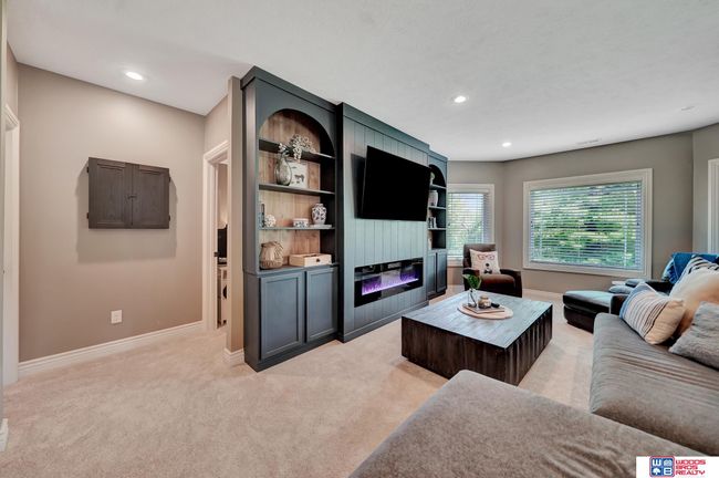 2020 Ridgeline Dr, House other with 5 bedrooms, 4 bathrooms and 3 parking in Lincoln NE | Image 55