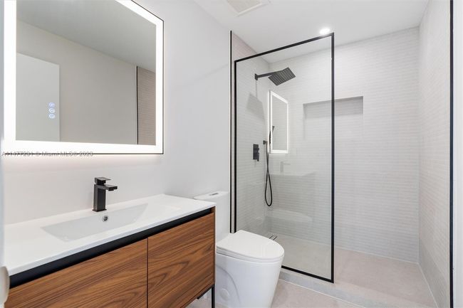 5900 Ne 21 St Ave, House other with 4 bedrooms, 3 bathrooms and null parking in Fort Lauderdale FL | Image 24