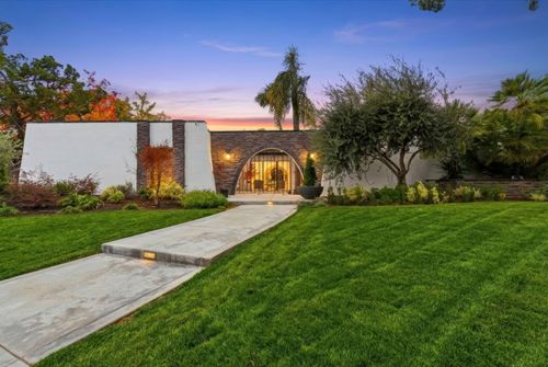 5101 N Pleasant Ave, Fresno, CA, 93711-2711 | Card Image