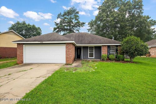 415 Riverbend Dr, Byram, MS, 39272-9154 | Card Image