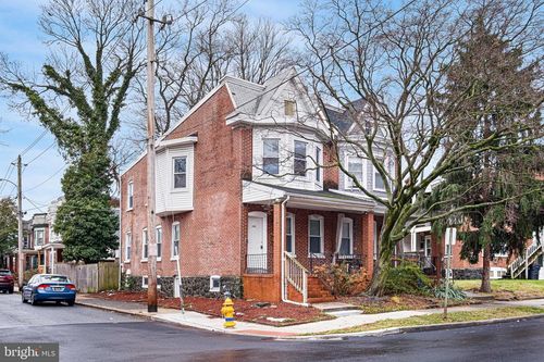 2402 N Van Buren St, WILMINGTON, DE, 19802-3452 | Card Image