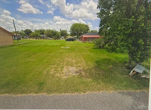 210 S 1st St, Santa Rosa, TX, 78593 | Card Image