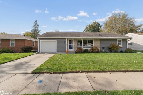 1308 N Hampshire Ave, Mason City, IA, 50401-1331 | Card Image