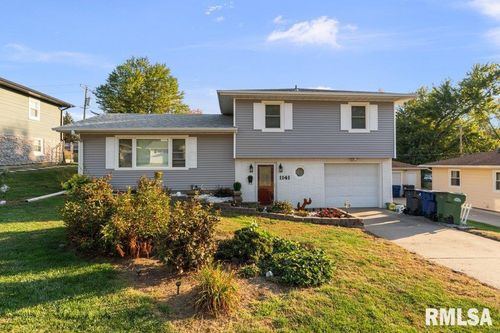 1141 6th Ave N, Clinton, IA, 52732-3445 | Card Image