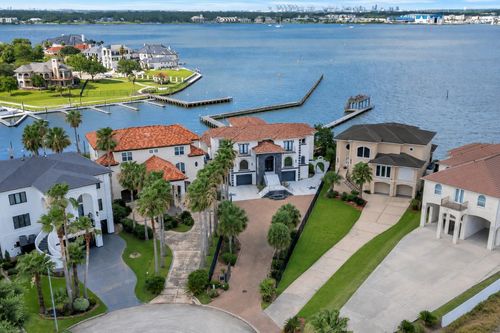 2240 Marina Way, Kemah, TX, 77565-2039 | Card Image