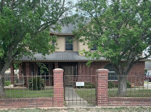 601 State Highway 123 N, Stockdale, TX, 78160-6020 | Card Image