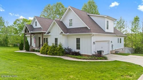 2419 Robin Ridge Dr, Maryville, TN, 37801-0846 | Card Image