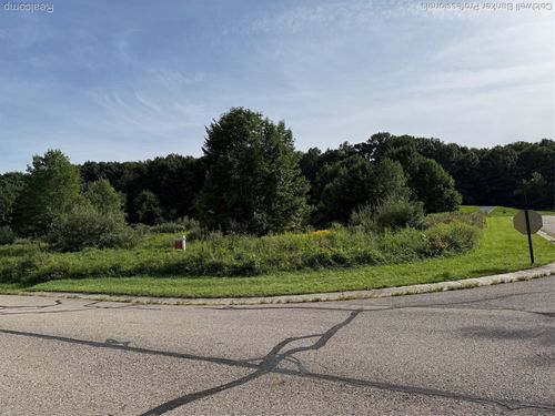 2289 Equestrian Trail Dr, Metamora, MI, 48455-9210 | Card Image