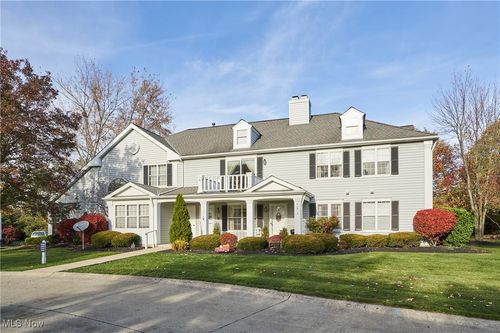 23514 Grist Mill Ct, Olmsted Falls, OH, 44138-3204 | Card Image