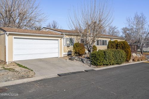 2701 Larkspur St, Reno, NV, 89512-1658 | Card Image