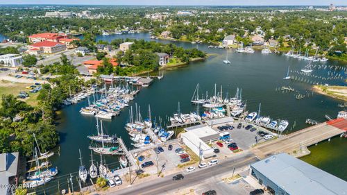 231-231 E Beach Dr, Panama City, FL, 32401-3116 | Card Image