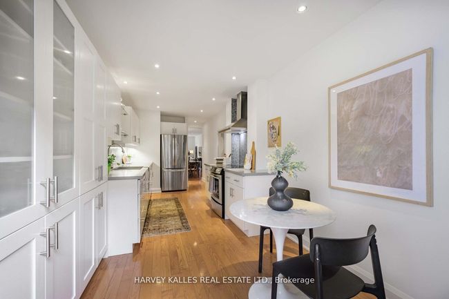 418 Ontario St, House attached with 3 bedrooms, 2 bathrooms and null parking in Toronto ON | Image 20