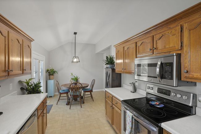 409 Grove St, House other with 3 bedrooms, 2 bathrooms and 2 parking in Greenbrier TN | Image 14