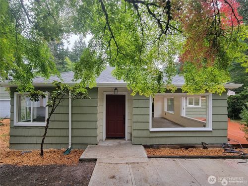 13721 409th Avenue Se, North Bend, WA, 98045 | Card Image
