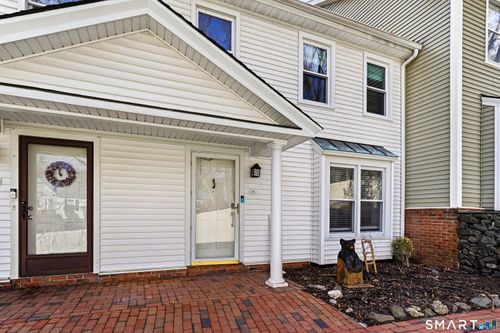 15-1 E Hayestown Rd, Danbury, CT, 06811-2502 | Card Image