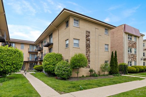 2c-4204 N Keystone Ave, Chicago, IL, 60641-2315 | Card Image
