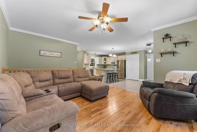 559 Mclachlan Rd, House other with 4 bedrooms, 2 bathrooms and 6 parking in White Lake ON | Image 13