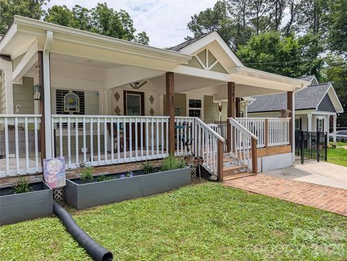 261 Broad Dr Sw, Concord, NC, 28025-5523 | Card Image