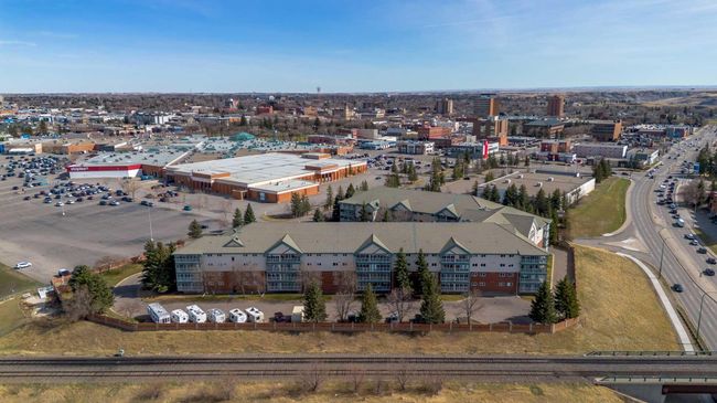321 - 20 3 St S, Condo with 2 bedrooms, 2 bathrooms and 1 parking in Lethbridge AB | Image 47