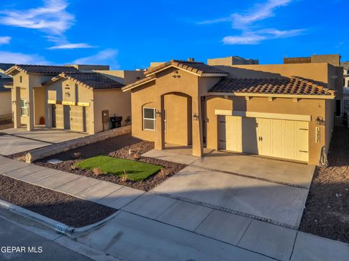13257 Coldham St, Horizon City, TX, 79928-7565 | Card Image