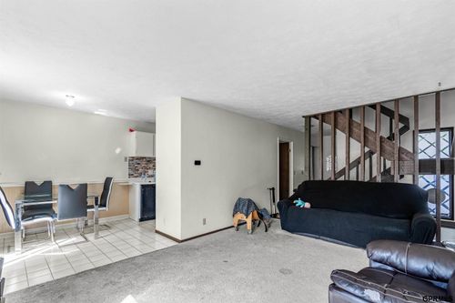 13205 Carpenter St, Omaha, NE, 68138-4319 | Card Image