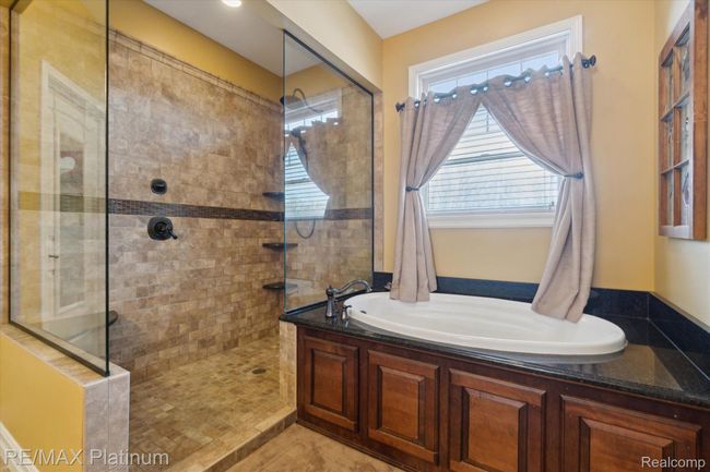 7020 Mancour Dr, House other with 5 bedrooms, 5 bathrooms and null parking in Grand Blanc MI | Image 21