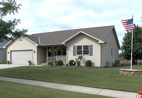 4502 Ridge Ct, Manitowoc, WI, 54220-0916 | Card Image