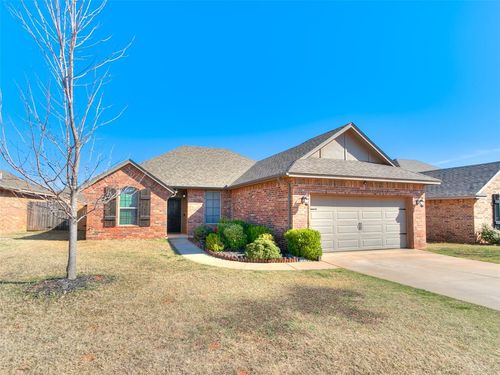 8713 Sw 37th St, Oklahoma City, OK, 73179-3042 | Card Image