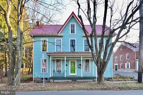 144 W Pine Grove Rd, PINE GROVE MILLS, PA, 16868-1048 | Card Image